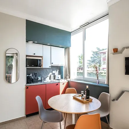 Chateau D'acotz - Avec Piscine A 300m Des Plages & Ocean 아파트호텔 3*