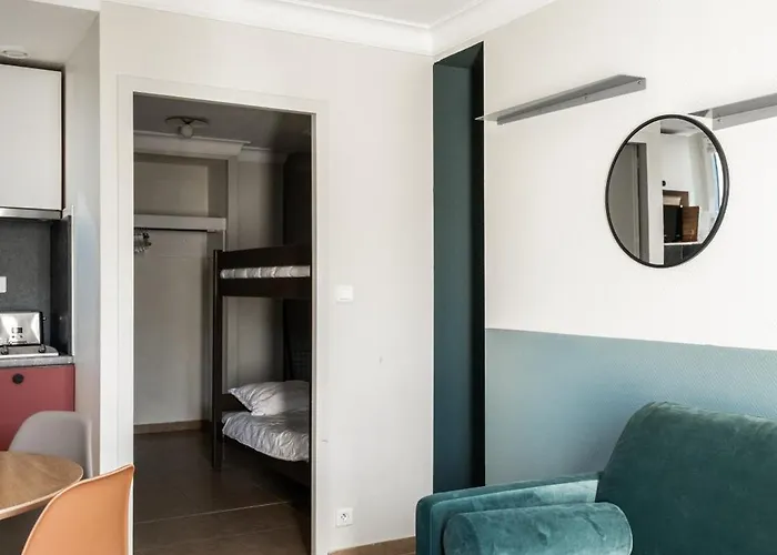 Résidence Château D'acotz - Avec Piscine à 300m Des Plages&océan 3*