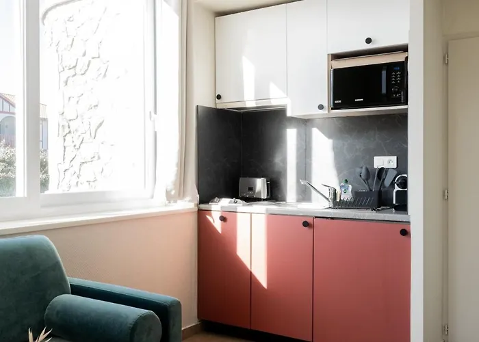 Résidence Château D'acotz - Avec Piscine à 300m Des Plages&océan Apart-hotel Saint-Jean-de-Luz