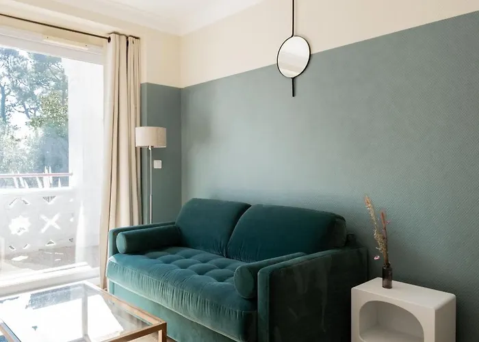 Résidence Château D'acotz - Avec Piscine à 300m Des Plages&océan Apart-hotel 3*