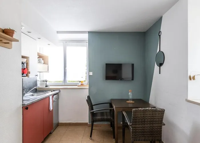 Résidence Château D'acotz - Avec Piscine à 300m Des Plages&océan Apart-hotel Saint-Jean-de-Luz