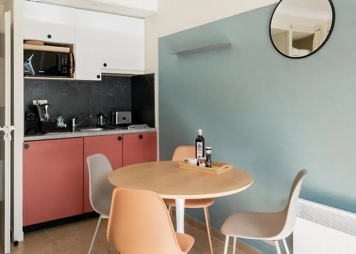 Résidence Château D'acotz - Avec Piscine à 300m Des Plages&océan Apart-hotel