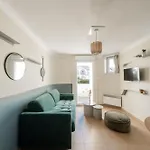 Aparthotel Chateau D'acotz - Avec Piscine A 300m Des Plages & Ocean Saint-Jean-de-Luz