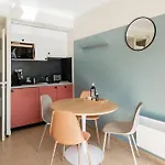 Chateau D'acotz - Avec Piscine A 300m Des Plages & Ocean Aparthotel