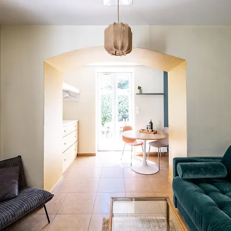 Chateau D'acotz - Avec Piscine A 300m Des Plages & Ocean Aparthotel Saint-Jean-de-Luz