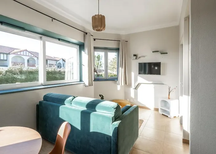 Lägenhetshotell Chateau D'acotz - Avec Piscine A 300m Des Plages & Ocean 3*